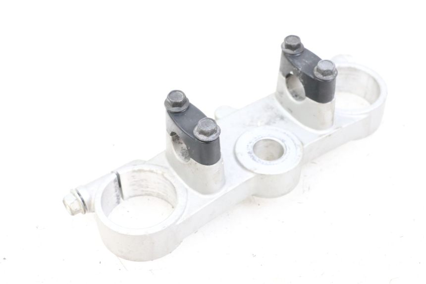 photo de Upper triple clamp HYOSUNG XRX 125 (2000 - 2008) - Technical close-up