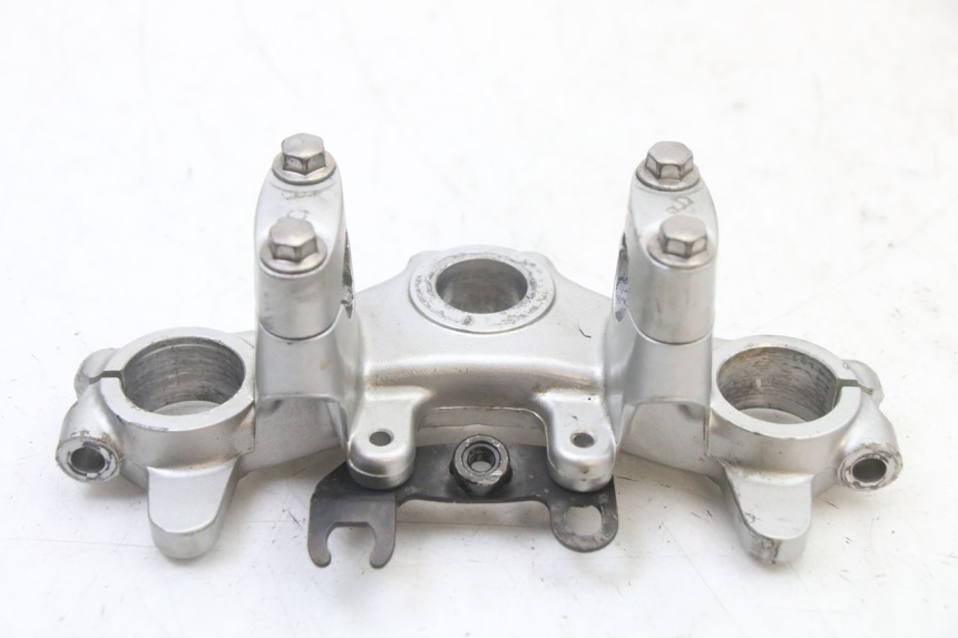 photo de UPPER FORK YOKE YAMAHA TTR 125 (2000 - 2020) - Zoom on usage condition