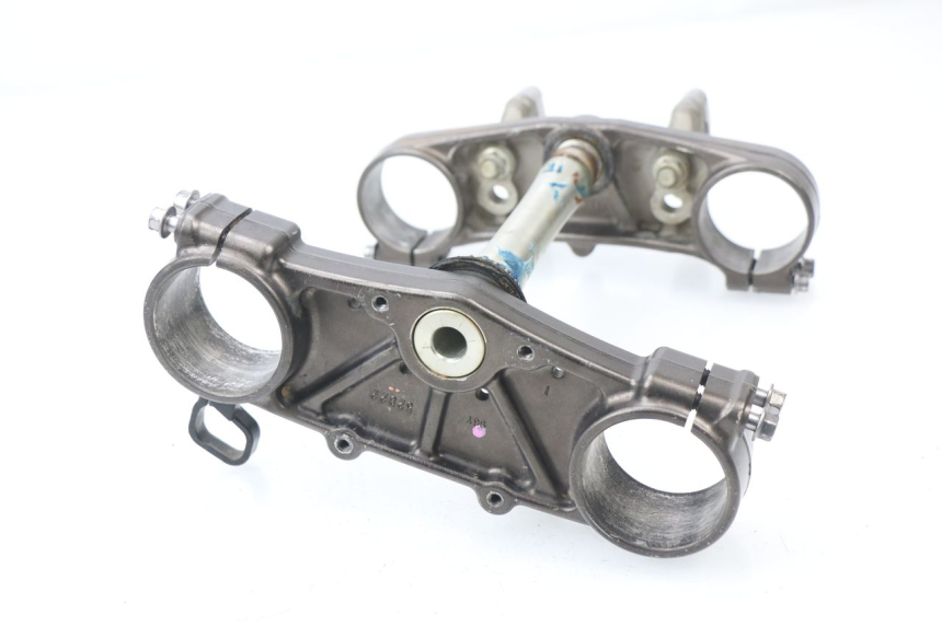 photo de UPPER FORK YOKE YAMAHA YZ-F YZF 250 (2007 - 2013) - Fixing points details