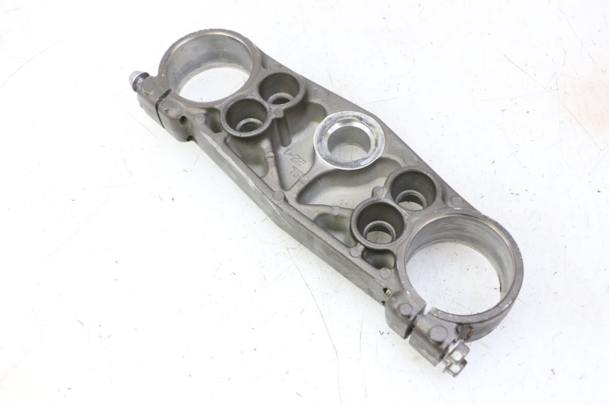 photo de UPPER FORK YOKE YAMAHA YZ-F YZF 250 (2014 - 2018) - Technical close-up