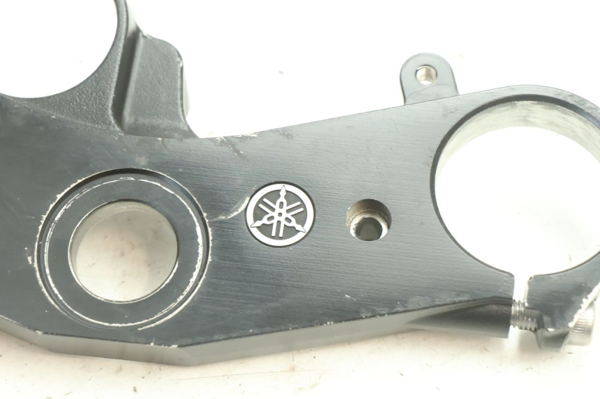 photo de UPPER FORK YOKE YAMAHA YZF R6 600 (2008 - 2009) - Zoom on usage condition