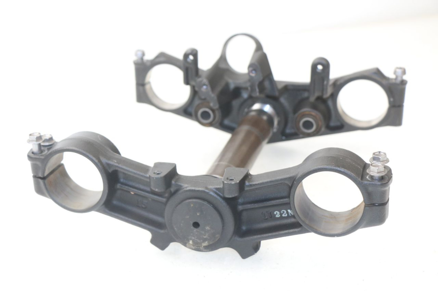 photo de UPPER FORK YOKE KAWASAKI Z ABS 750 (2007 - 2013) - Component detail