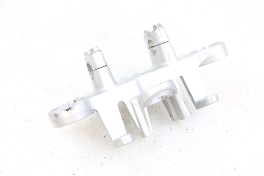 photo de UPPER FORK YOKE KAWASAKI ZR 7 750 (1999 - 2004) - Surface and material condition