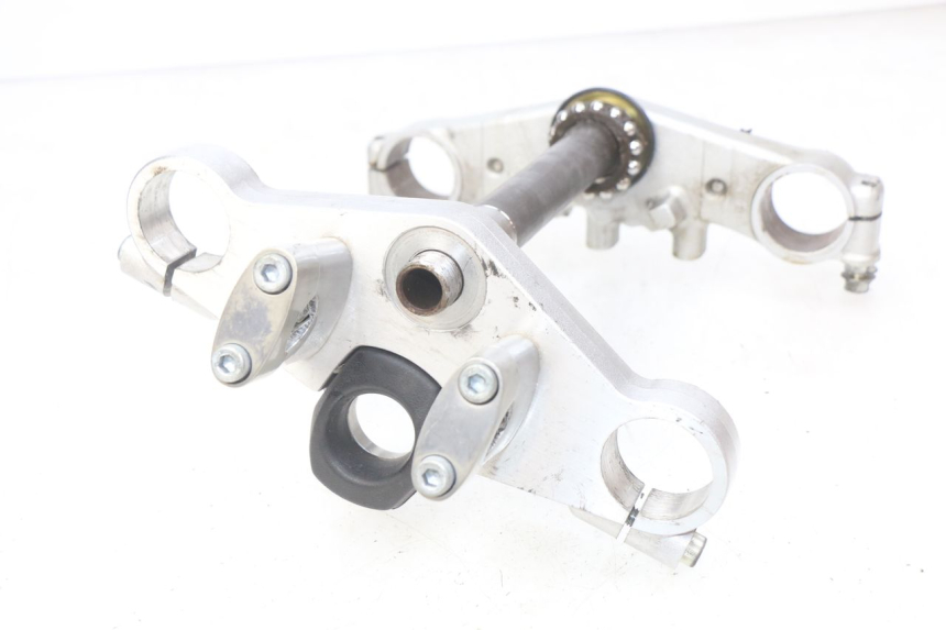 photo de YOKES FORK SUZUKI SV N 650 (1999 - 2002) - Technical close-up