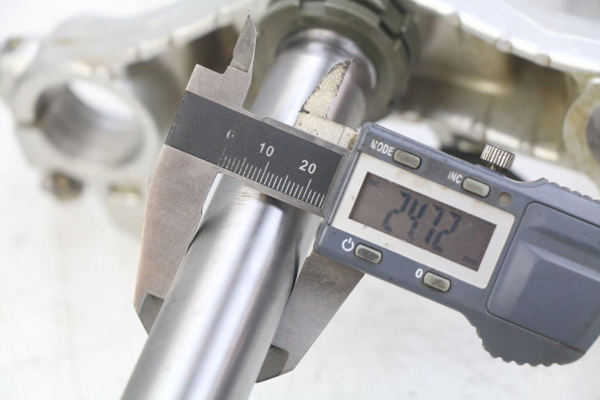 photo de FORK HEAD YAMAHA TTR 125 (2000 - 2020) - Alternative perspective