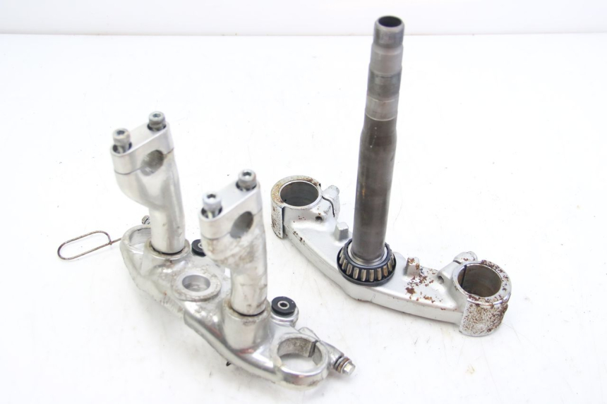 photo de FORK HEAD YAMAHA XV VIRAGO 750 (1984 - 1998) - Surface and material condition