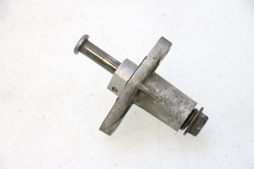 photo de CAM CHAIN TENSIONER KYMCO AGILITY PREMIUM 50 (2007 - 2010) - Zoom on usage condition