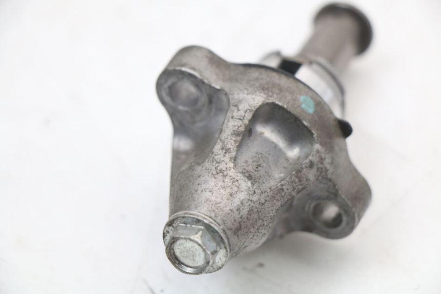 photo de TIMING CHAIN TENSIONER YAMAHA FJR ABS 1300 (2006 - 2012) - Alternative perspective