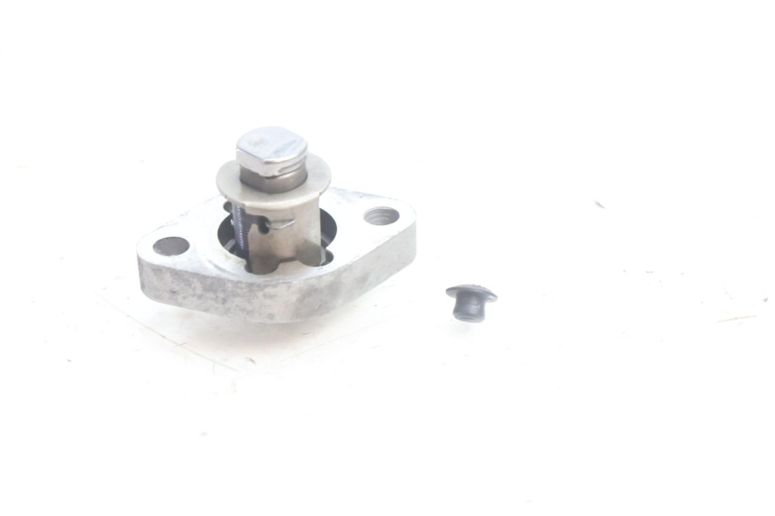 photo de CAM CHAIN TENSIONER YAMAHA N-MAX NMAX 125 (2021 - 2024) - Zoom on usage condition