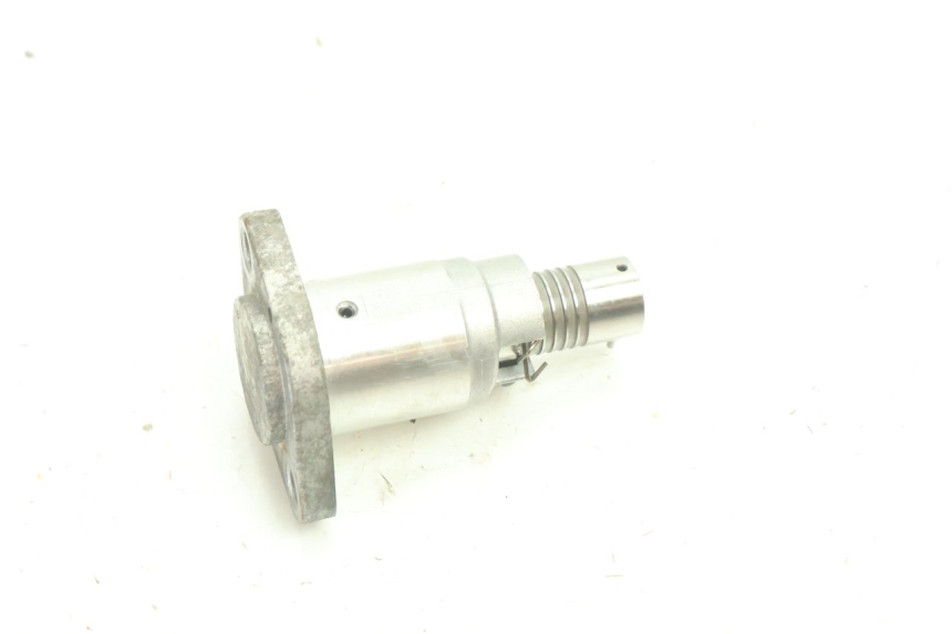 photo de CAM CHAIN TENSIONER YAMAHA YZF R6 600 (2008 - 2009) - Technical close-up