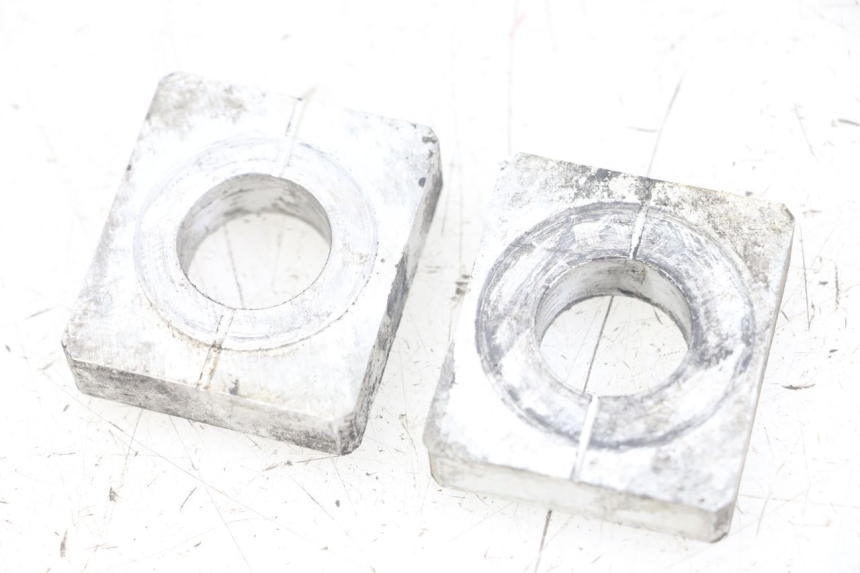 photo de CHAIN ADJUSTER KAWASAKI ER-6 ER6 N 650 (2012 - 2016) - Main view