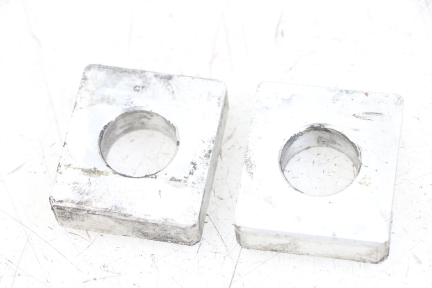 photo de CHAIN ADJUSTER KAWASAKI ER-6 ER6 N 650 (2012 - 2016) - Component detail