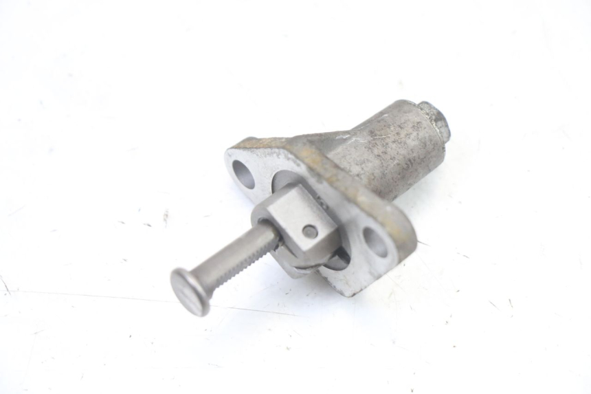 photo de CHAIN ADJUSTER GILERA NEXUS 300 (2008 - 2013) - Alternative perspective