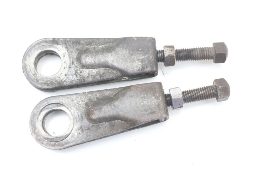 photo de CHAIN ADJUSTER SUZUKI GN 125 (1997 - 2000) - Component detail