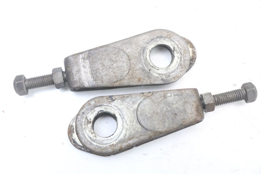 photo de CHAIN ADJUSTER SUZUKI GSX E 250 (1982 - 1983) - Main view