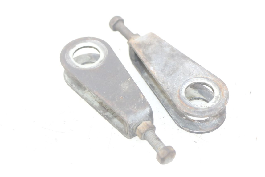 photo de CHAIN TENSIONER SUZUKI GSX-F GSX  F 1100 (1988 - 1994) - Zoom on usage condition