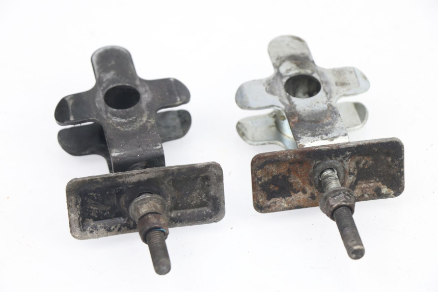 photo de CHAIN ADJUSTER SUZUKI GSXF GSX F 600 (1988 - 1997) - Main view
