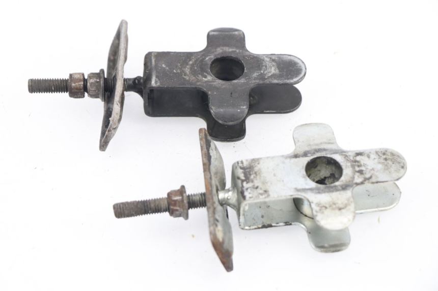 photo de CHAIN ADJUSTER SUZUKI GSXF GSX F 600 (1988 - 1997) - Component detail