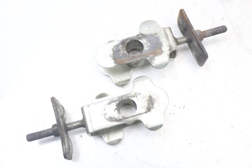 photo de CHAIN ADJUSTER SUZUKI GS F 500 (2004 - 2007) - Component detail