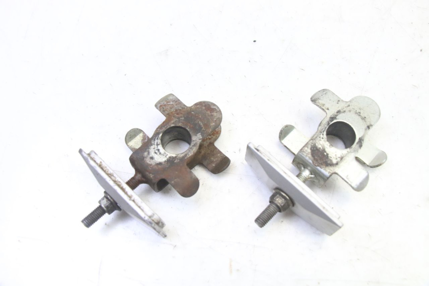 photo de CHAIN ADJUSTER SUZUKI SV S 650 (2003 - 2009) - Alternative perspective