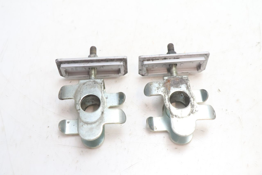 photo de CHAIN ADJUSTER SUZUKI SV S 650 (2003 - 2009) - Alternative perspective