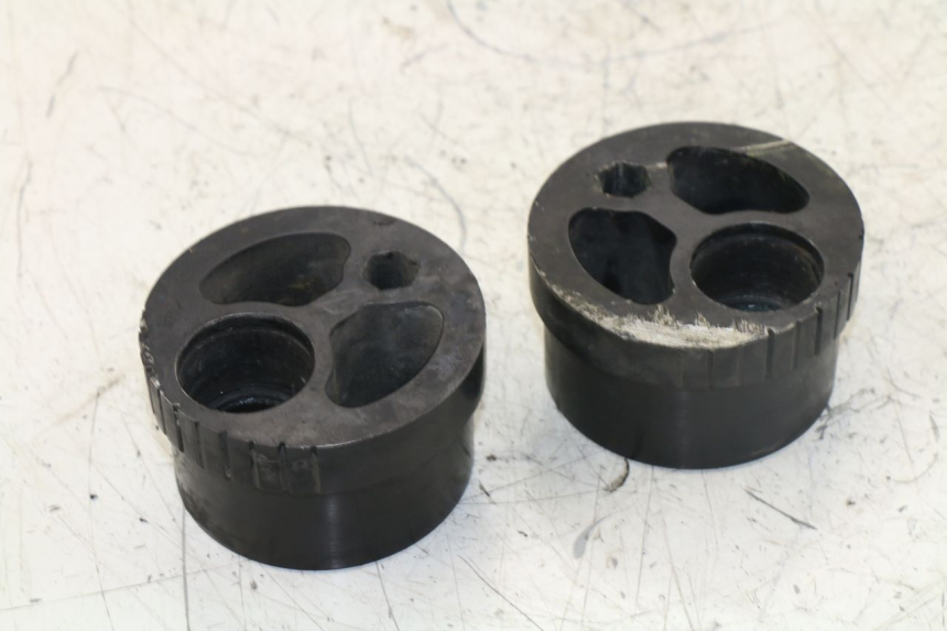 photo de CHAIN ADJUSTER TRIUMPH TIGER 955 (2001 - 2004) - Main view