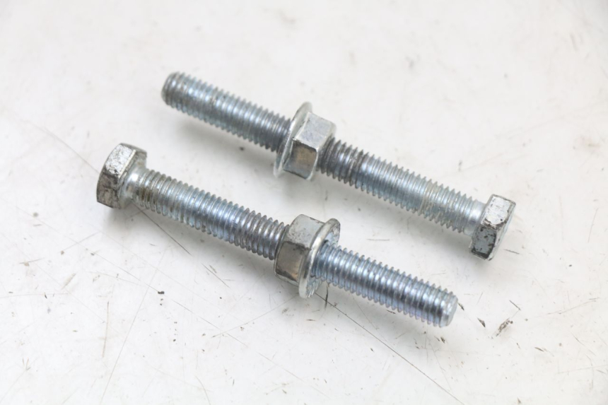 photo de CHAIN ADJUSTER VENT DERAPAGE 50 (2018 - 2023) - Zoom on usage condition