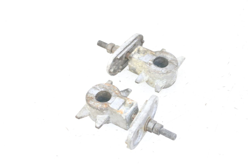 photo de CHAIN ADJUSTER YAMAHA XJN DIVERSION 600 (2000 - 2003) - Component detail