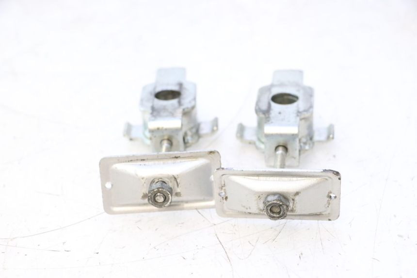 photo de CHAIN ADJUSTER HONDA XLV VARADERO 125 (2007 - 2012) - Component detail