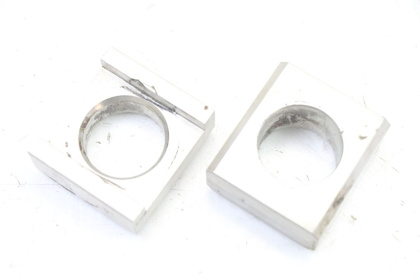 photo de CHAIN ADJUSTER YAMAHA FZ6 FAZER S2 600 (2007 - 2011) - Main view