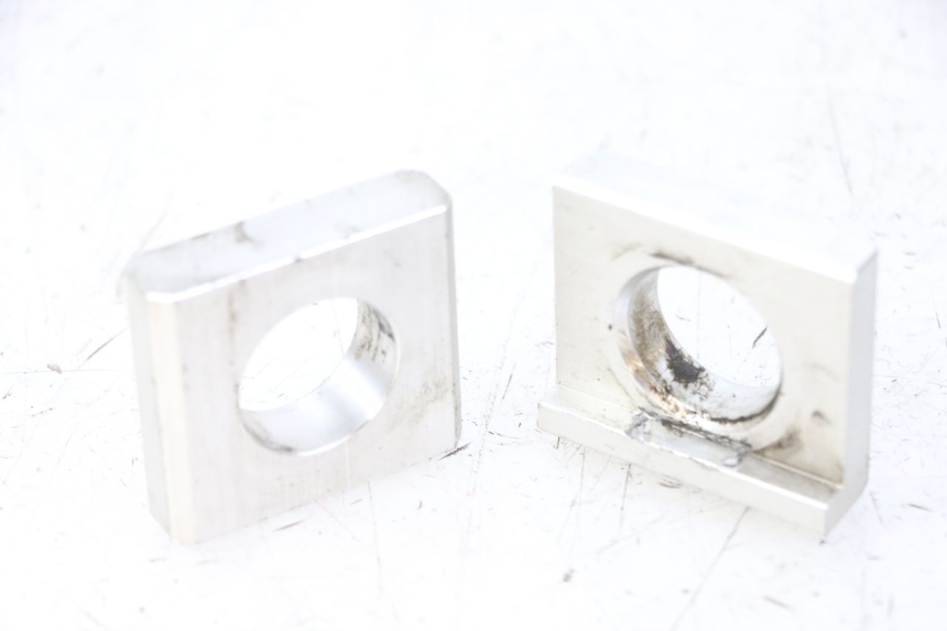 photo de CHAIN ADJUSTER YAMAHA YP T-MAX TMAX 530 (2017 - 2020) - Zoom on usage condition