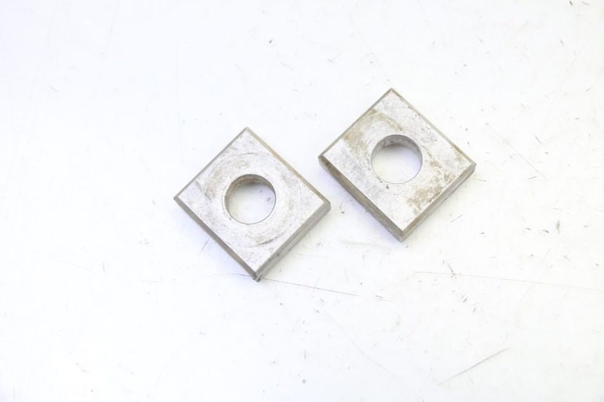 photo de CHAIN ADJUSTER YAMAHA YZ 85 (2022 - 2025) - Zoom on usage condition