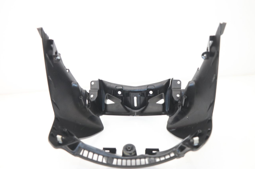 photo de FRONT FAIRING HONDA CBF 125 (2009 - 2015) - Alternative perspective