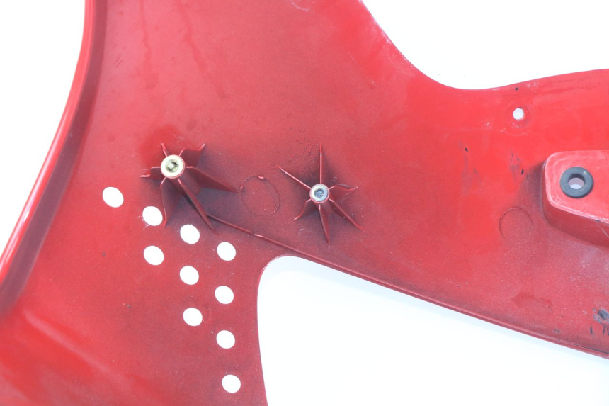 photo de FRONT FAIRING HONDA CBR 919 RR FIREBLADE 900 (1998 - 1999) - Technical close-up