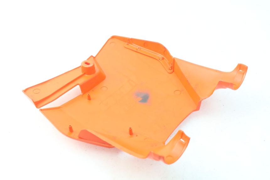 photo de FRONT FAIRING YAMAHA DTR DT-R 125 (1989 - 2004) - Component detail