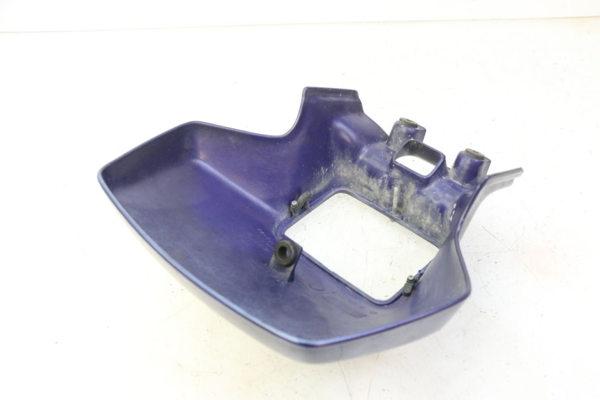 photo de FRONT FAIRING APRILIA ETX 125 (1998 - 2002) - Zoom on usage condition