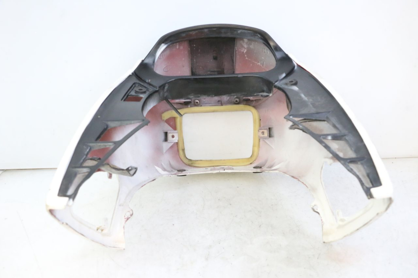 photo de FRONT FAIRING YAMAHA FJ 36Y 1100 (1984 - 1985) - Fixing points details