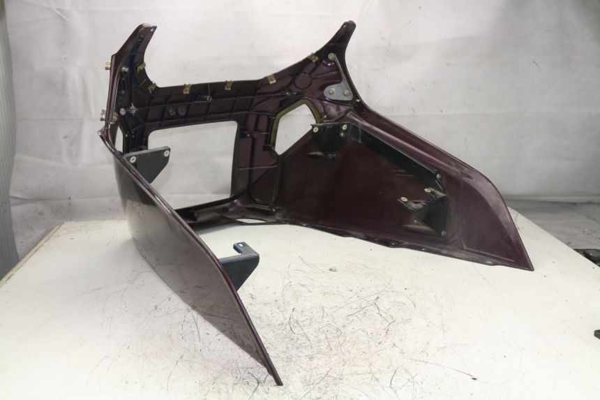 photo de FRONT FAIRING BMW K 75 RT ABS 750 (1989 - 1997) - Distinctive features