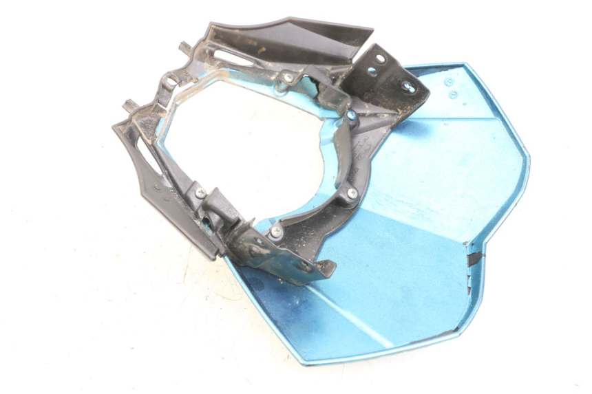 photo de FRONT FAIRING RIEJU MRT 50 (2018 - 2021) - Zoom on usage condition