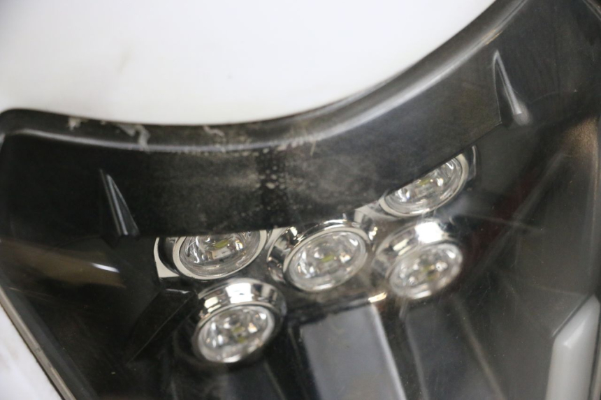 photo de FRONT FAIRING RIEJU MRT 50 (2018 - 2021) - Surface and material condition