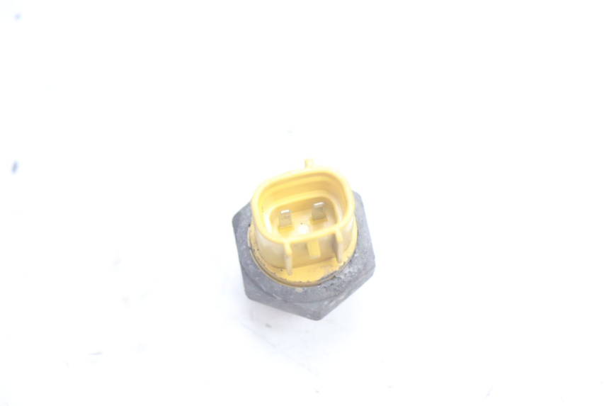 photo de THERMO SWITCH SUZUKI BURGMAN EXECUTIVE ABS 650 (2006 - 2012) - Zoom on usage condition