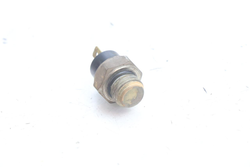 photo de THERMO SWITCH HONDA SH 125 (2001 - 2003) - Alternative perspective