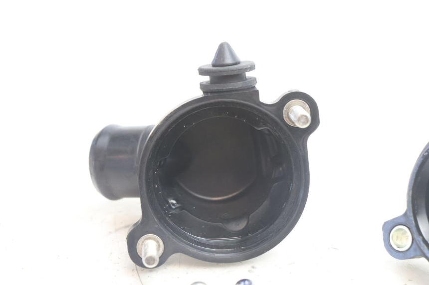 photo de THERMOSTAT YAMAHA FZ8 800 (2010 - 2016) - Zoom on usage condition