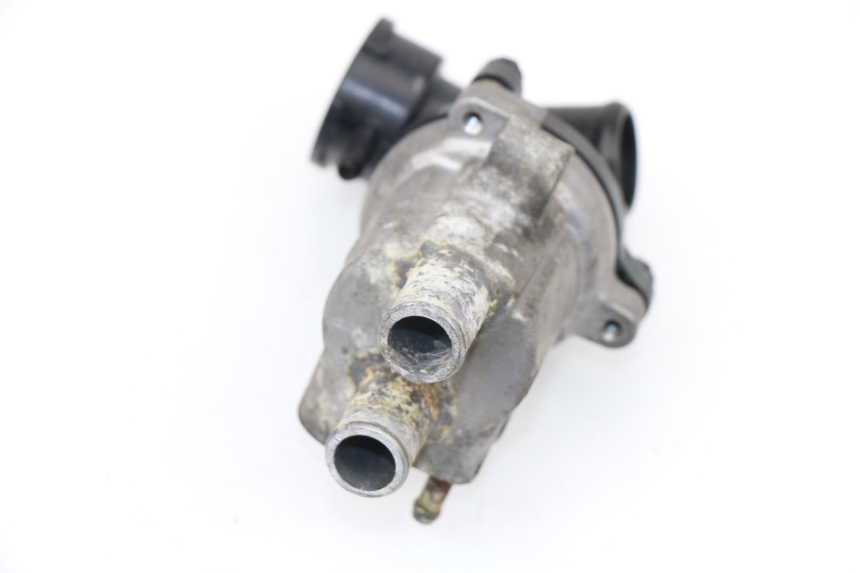 photo de THERMOSTAT YAMAHA FZS FAZER 600 (2001 - 2003) - Zoom on usage condition