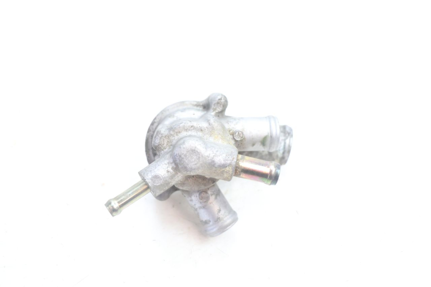 photo de THERMOSTAT HONDA VFR FI RC46 800 (1998 - 2001) - Fixing points details