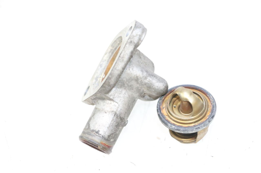 photo de THERMOSTAT YAMAHA XMAX X-MAX 125 (2006 - 2009) - Technical close-up
