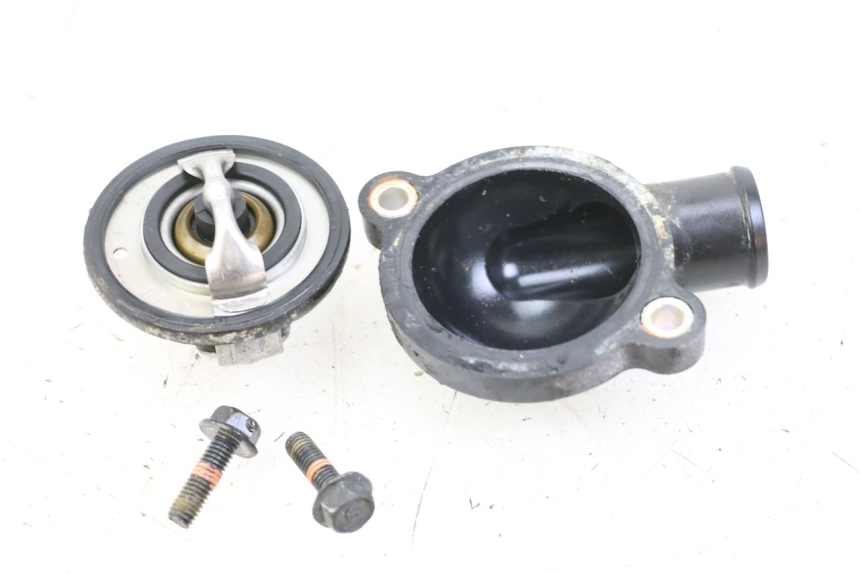 photo de THERMOSTAT YAMAHA FZ6 FAZER S2 600 (2007 - 2011) - Alternative perspective