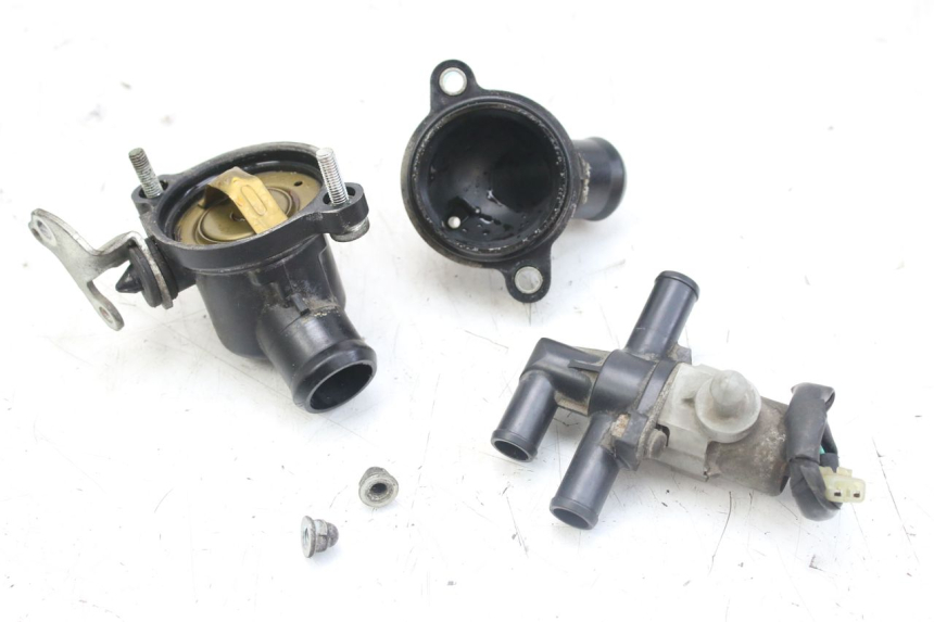 photo de THERMOSTAT YAMAHA YZF R1 1000 (2007 - 2008) - Main view