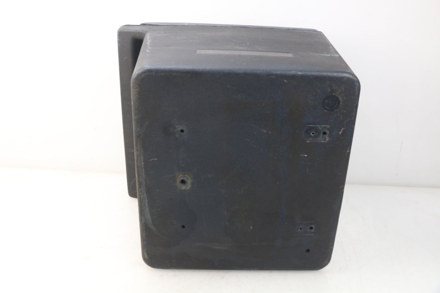 photo de TOP BOX KYMCO AGILITY 4T 50 (2005 - 2018) - Component detail