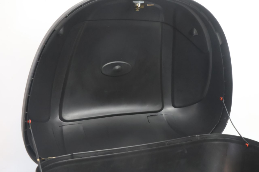 photo de TOP BOX KYMCO AGILITY 4T 50 (2005 - 2018) - Product overview